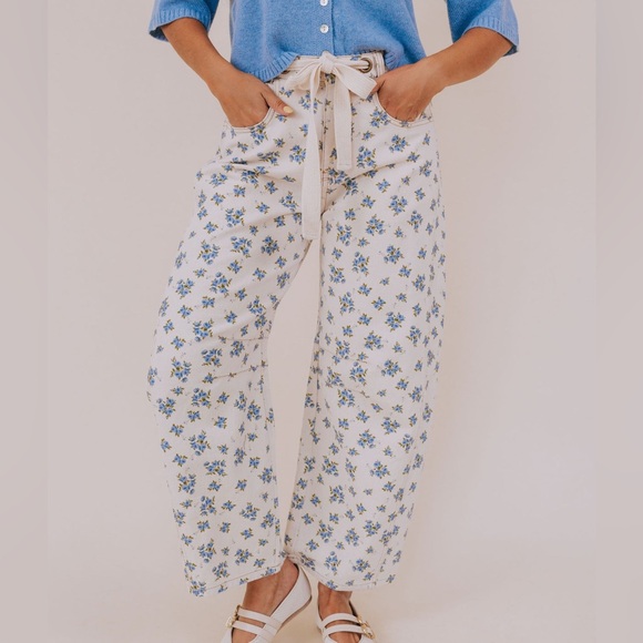 Peach Love California Pants - Floral Barrel Jeans in Cream and Blue
